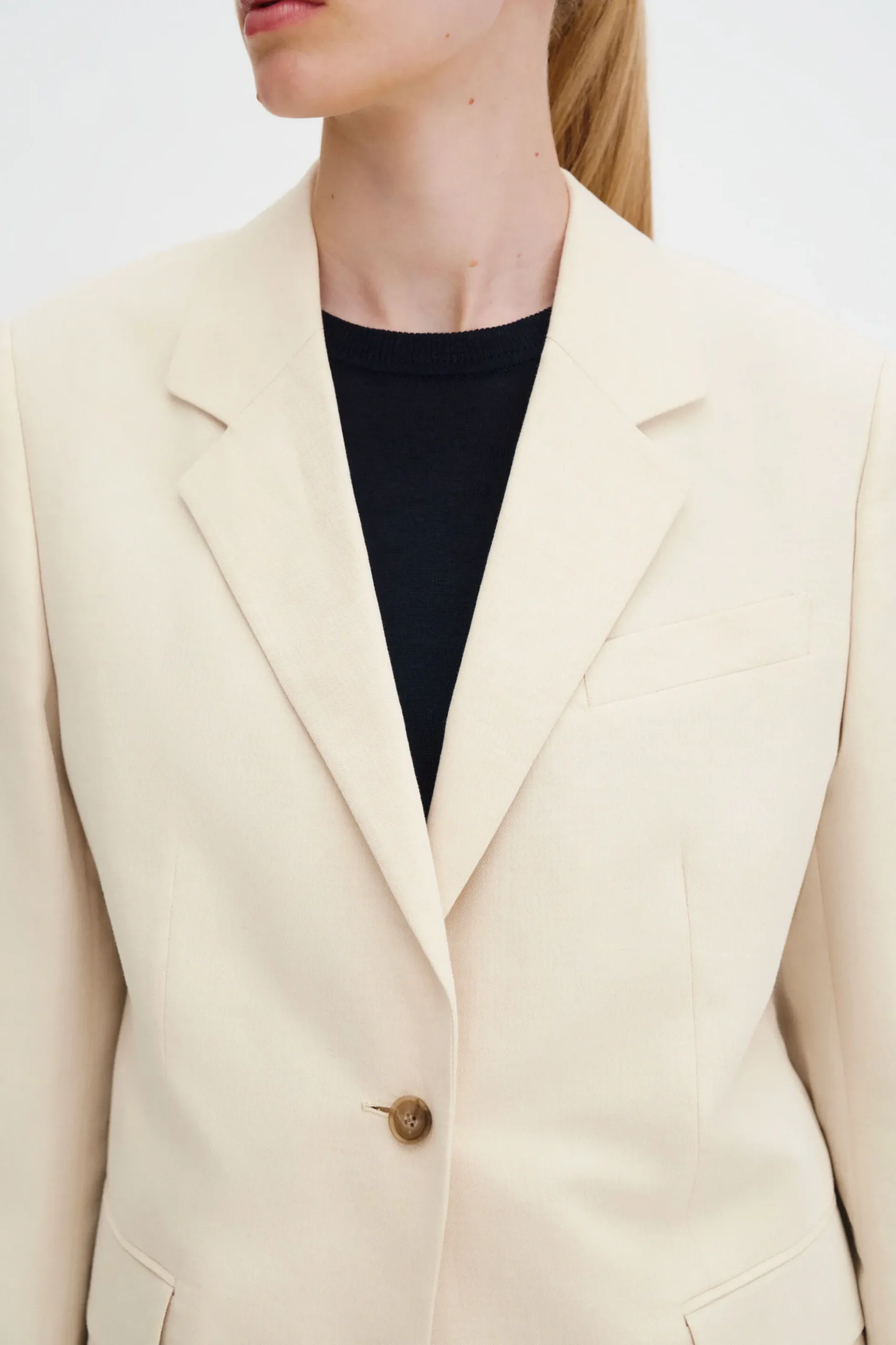 Delilah Linen Blazer