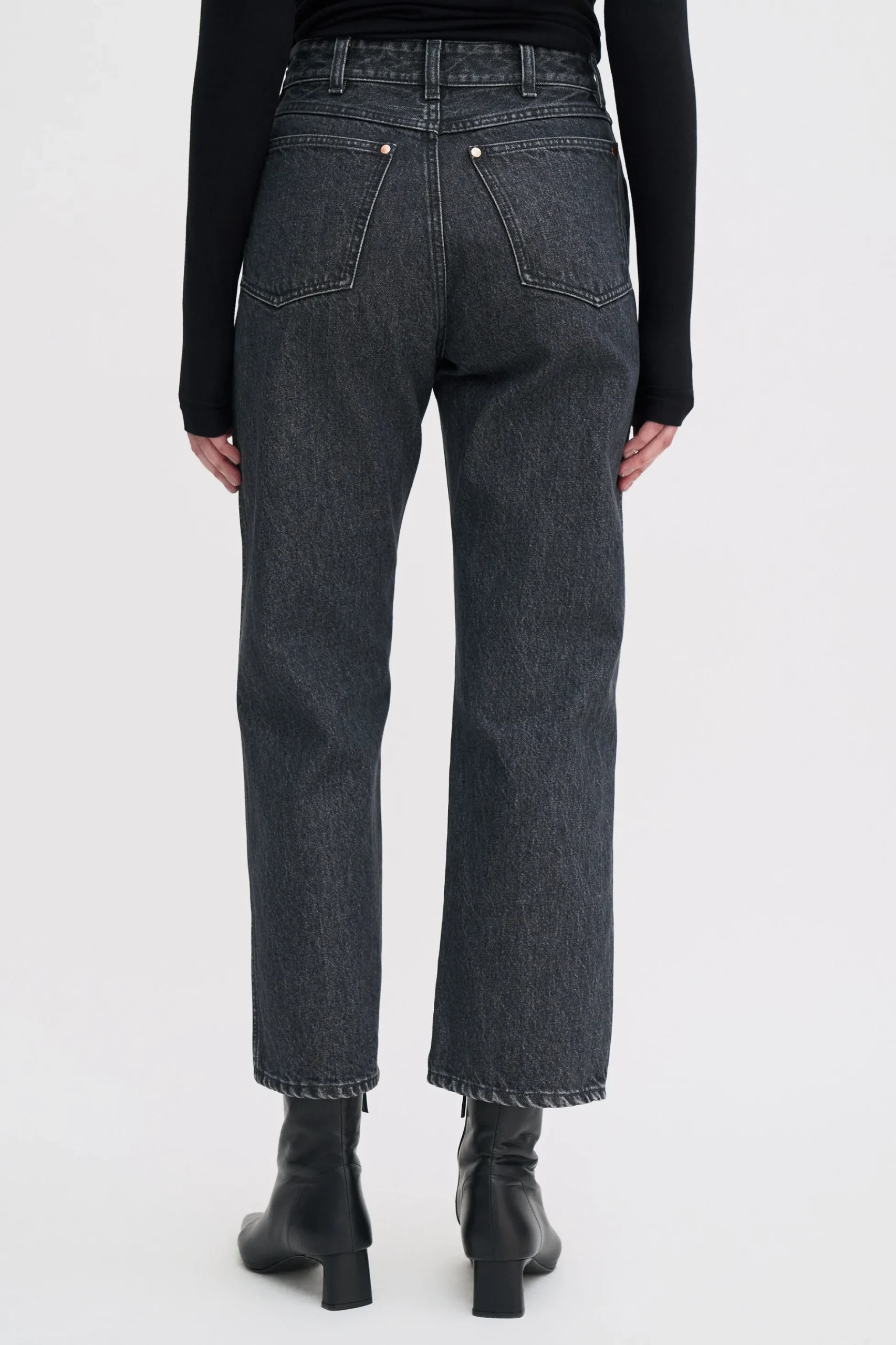 High Waisted Cropped Jeans
