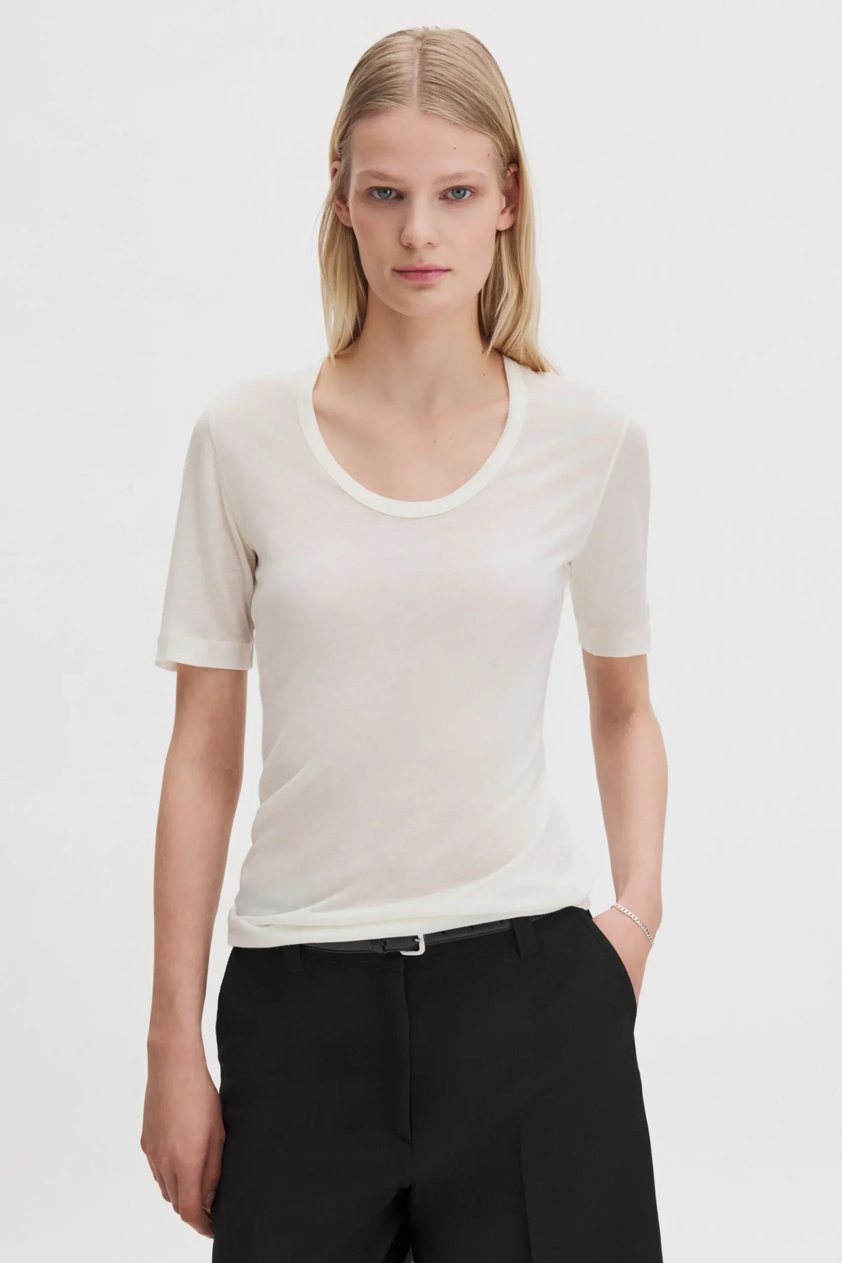 Lyocell Cashmere Scoop Tee